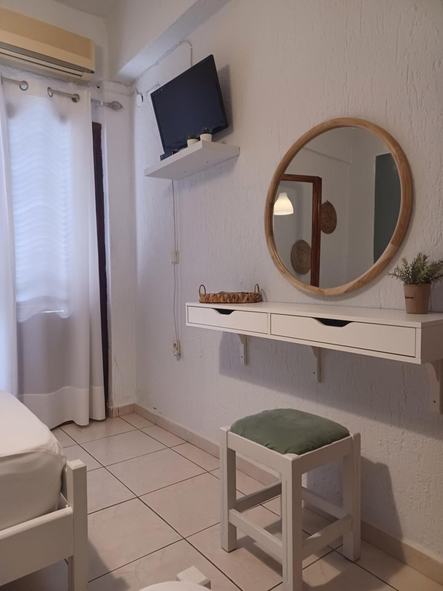 Cozy Apartments Истро Экстерьер фото